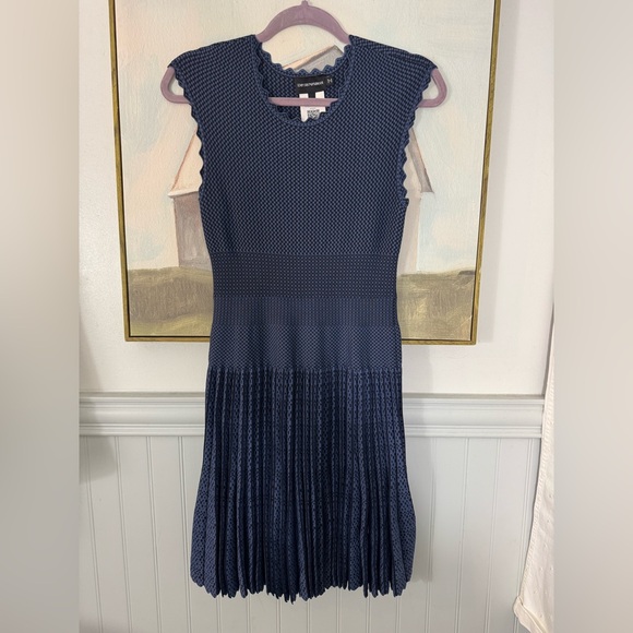 EMPORIO ARMANI Scallop Sleeve Blue and Black Dolman Fitted Dress Size - Picture 3 of 6